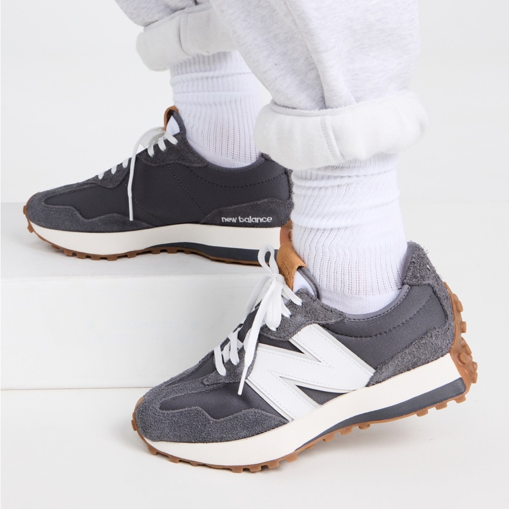 Worn once new balance 327 dark grey/white size 10